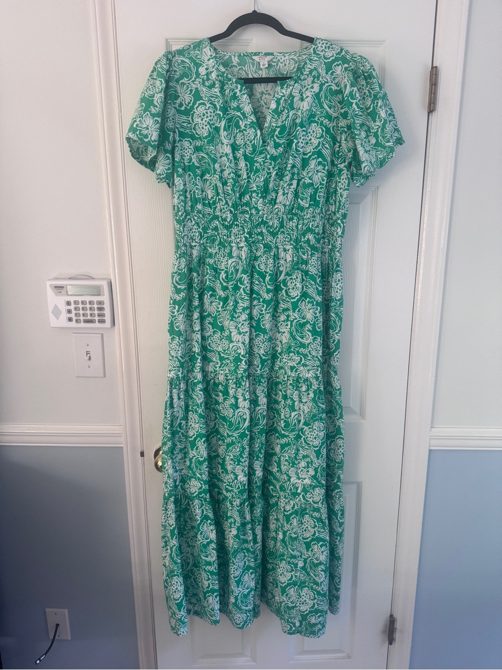 crown & ivy Green and White Floral Maxi Dress Casual Dress for Women